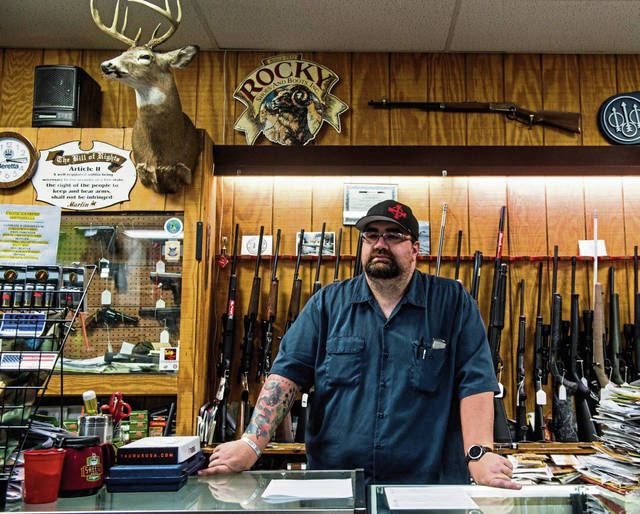 999679_web1_gtr-toomeyguns001-041019