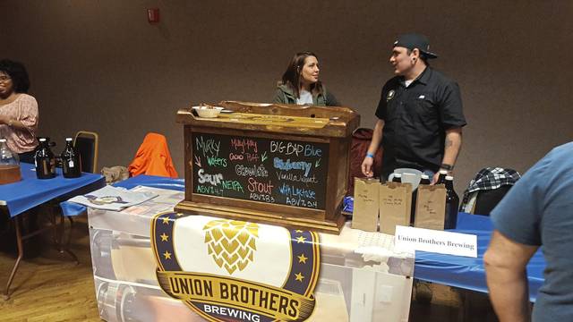 1093186_web1_VND-LIV-BREWFEST-4