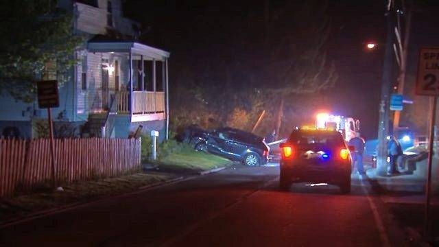 1096881_web1_vnd-springgardencrash-050219