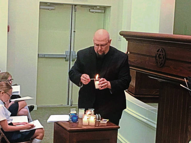 1098430_web1_gtr-HolocaustEvent1-050619