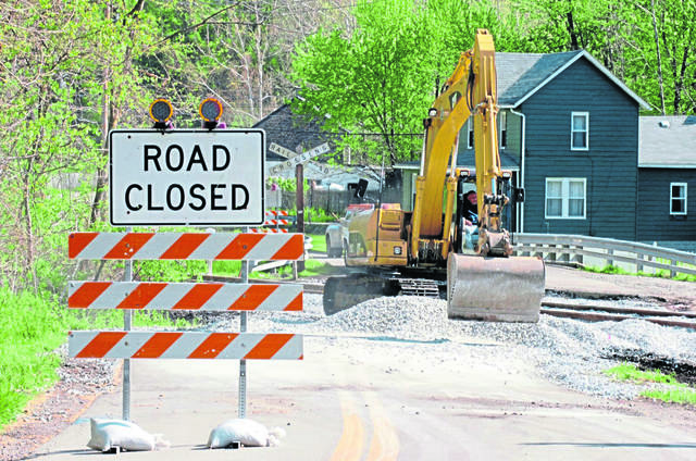 1098550_web1_gtr-roadworkseason3-040919