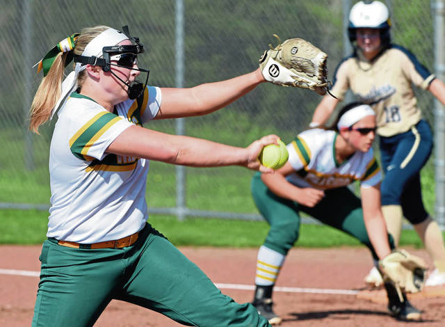 Top-ranked, unbeaten Penn-Trafford starts slow, beats Franklin Regional