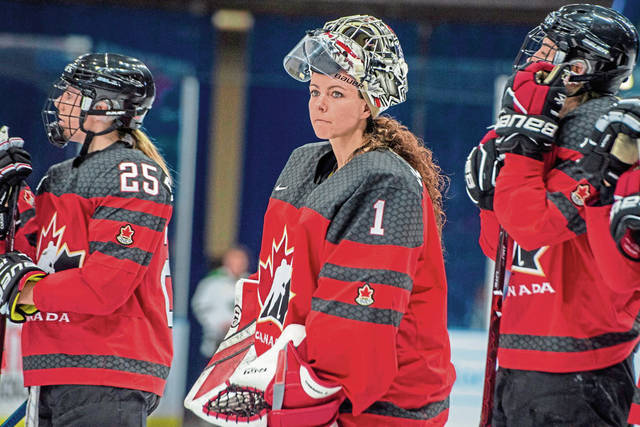 1106097_web1_gtr-womenhockey-050319