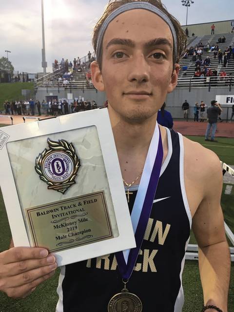Norwin’s Spatolisano changes strategy to win McKinney Mile at Baldwin Invitational