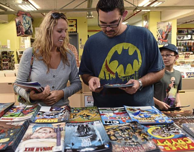 1109187_web1_PTR-COMICGEEK-04-050315