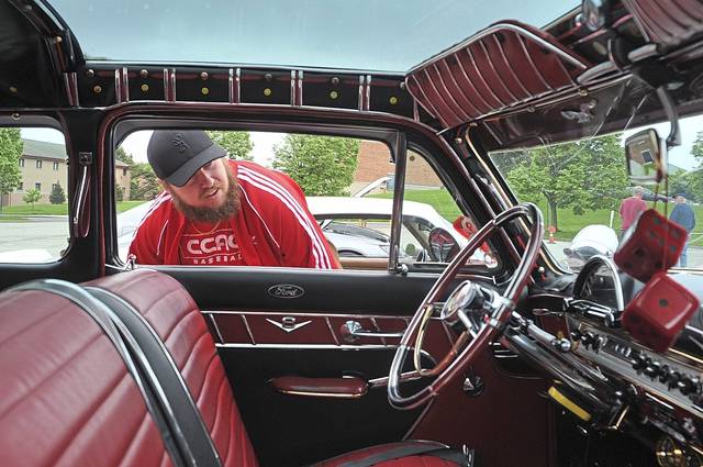 1120214_web1_nj-lo-carcruise1-051619