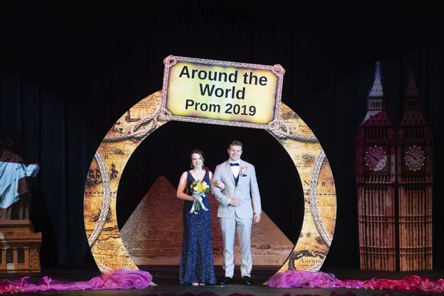 1120627_web1_gtr-gbgsalemprom007-051119 1120627_web1_gtr-gbgsalemprom007-051119