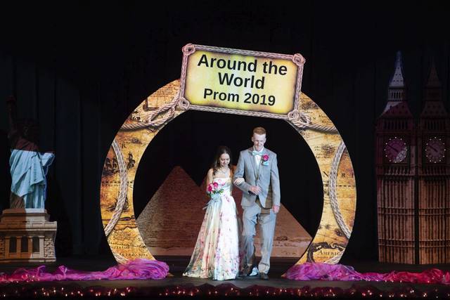 1120627_web1_gtr-gbgsalemprom014-051119 1120627_web1_gtr-gbgsalemprom014-051119