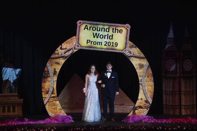 1120627_web1_gtr-gbgsalemprom021-051119 1120627_web1_gtr-gbgsalemprom021-051119