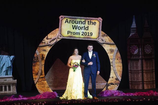 1120627_web1_gtr-gbgsalemprom050-051119 1120627_web1_gtr-gbgsalemprom050-051119