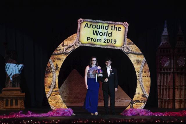 1120627_web1_gtr-gbgsalemprom053-051119 1120627_web1_gtr-gbgsalemprom053-051119