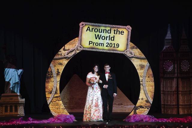 1120627_web1_gtr-gbgsalemprom070-051119 1120627_web1_gtr-gbgsalemprom070-051119