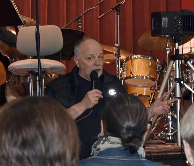 1120817_web1_her-lo-jazz4-051619
