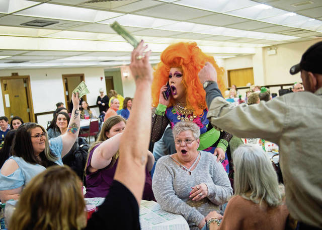 1129218_web1_gtr-DragQueenBingo10-031119-