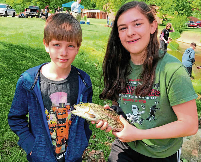 1129647_web1_vnd-copsfishing8-050919