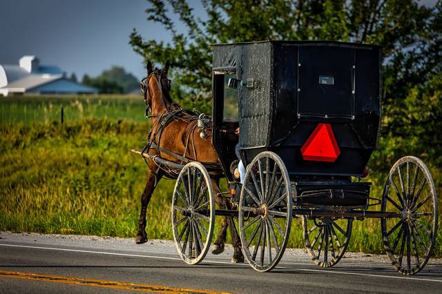 1129846_web1_amish-1728517_1920