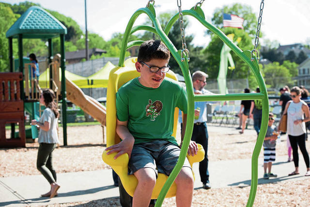 1134820_web1_sig-swings1-052319