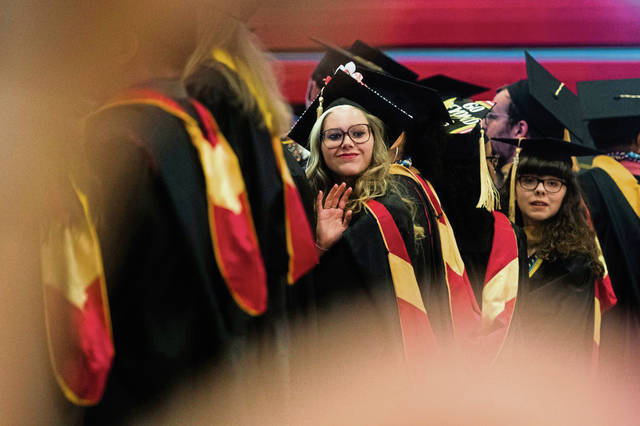 1135049_web1_GTR-SHGraduation10-051219