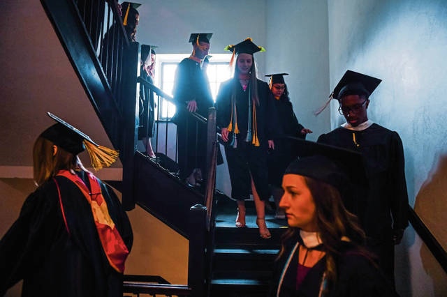 1135049_web1_GTR-SHGraduation7-051219