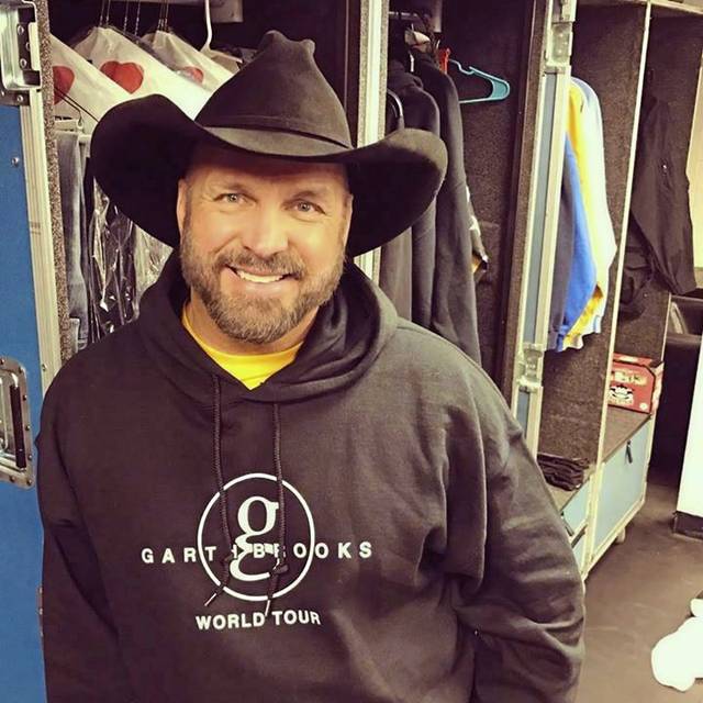 1136715_web1_gtr-TK-garth-01-051619