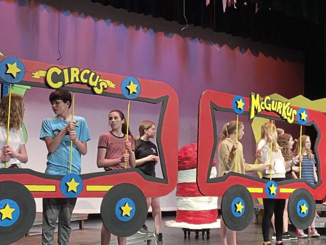 1136776_web1_ms-LO-seussical4-051619