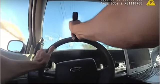 1137482_web1_ptr-CopsShootDriving-051019