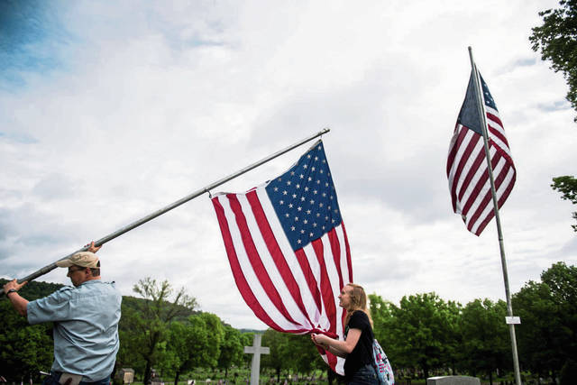1141864_web1_gtr-lo-WNFlags005-051119