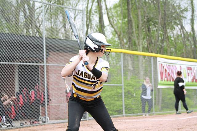 Versatile Mackenzie Zang helps lift TJ softball into playoffs