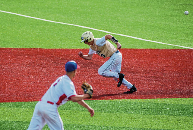 Vecchiolla, Laurel Highlands shut down Kiski Area in opening round