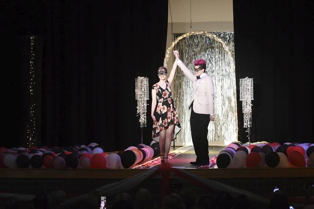 1183492_web1_GTR-quirkyprom032