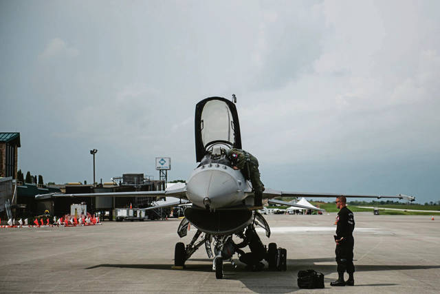 1190421_web1_gtr-SnowBirdPreview007-052419