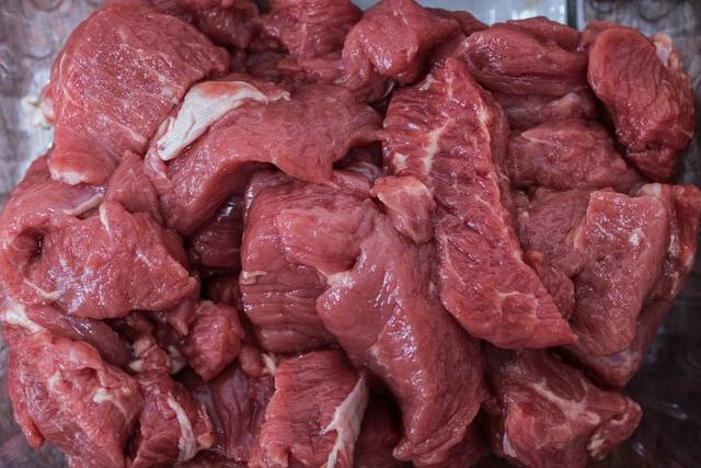 1197876_web1_beef-3267625_1920