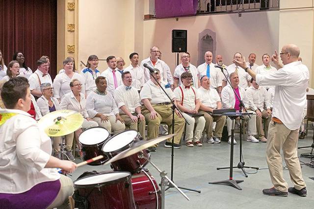 1203081_web1_GTR-TK-RENAISSANCECHOIR