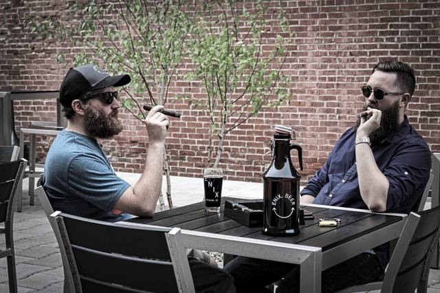 1214337_web1_PTR-ENIXCIGAR-1