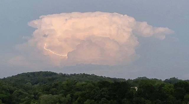 1216946_web1_vnd-LightningCloud-052419