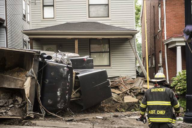 1217926_web1_vnd-dumptruck007-052919