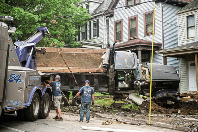 1217926_web1_vnd-dumptruck010-052919
