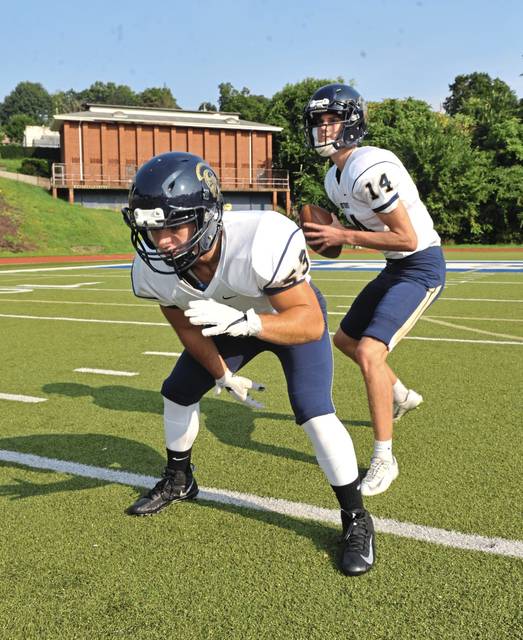 Czerwien, Wolf honored by Brentwood boosters