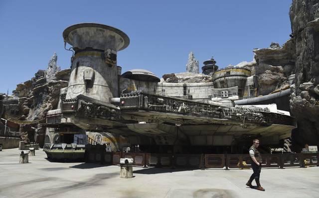 1229457_web1_ptr-starwars04-53019
