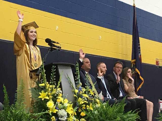 1233061_web1_Freeport-grad--2-