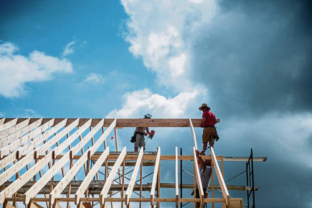 768396_web1_gtr-hempfieldgrowth200-050419