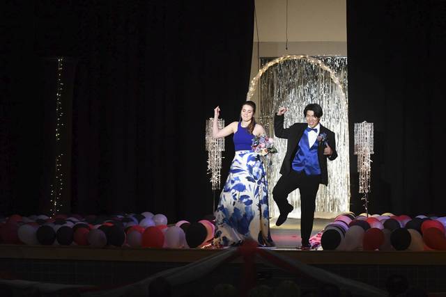 995819_web1_VND-BurrellProm26-050419