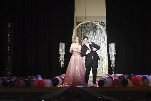 995819_web1_VND-BurrellProm7-050419