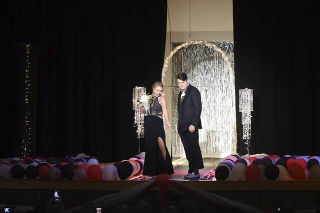 995819_web1_VND-BurrellProm8-050419