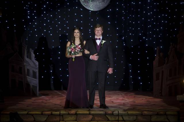 995907_web1_PTR-BELLEVERNONPROM012-051719- 995907_web1_PTR-BELLEVERNONPROM012-051719-