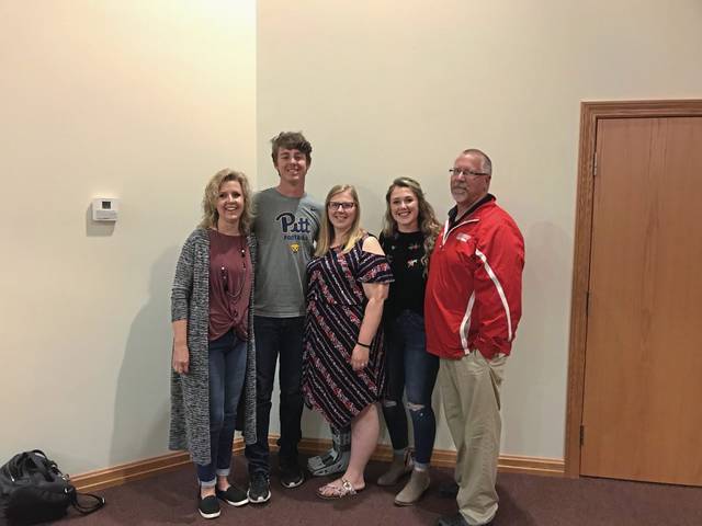 Freeport-Franklin state playoff game holds unique draw for husband, wife