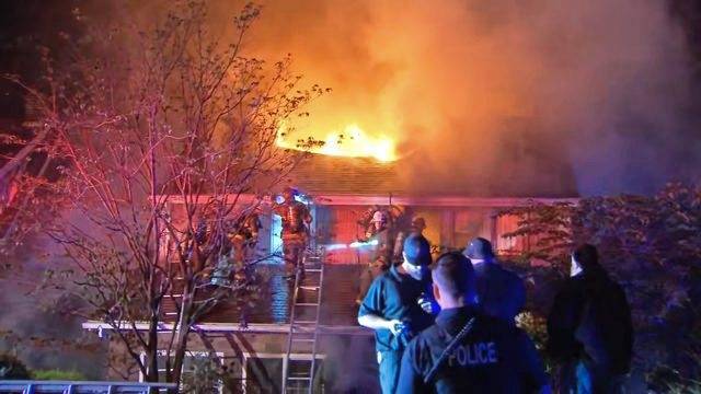 1246943_web1_ptr-foresthillsfire-060519
