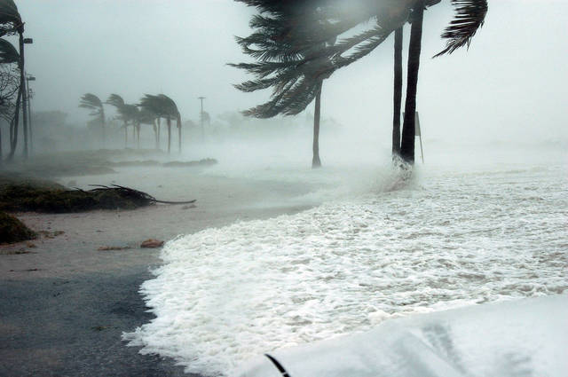 1248372_web1_web-hurricane