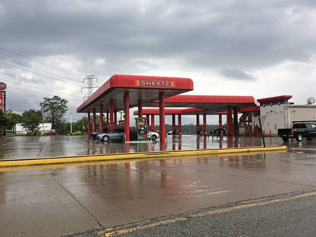 1249826_web1_gtr-SheetzNHschool-060619