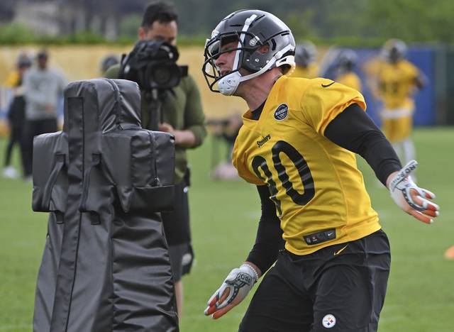 1253411_web1_gtr-steelers01-053019